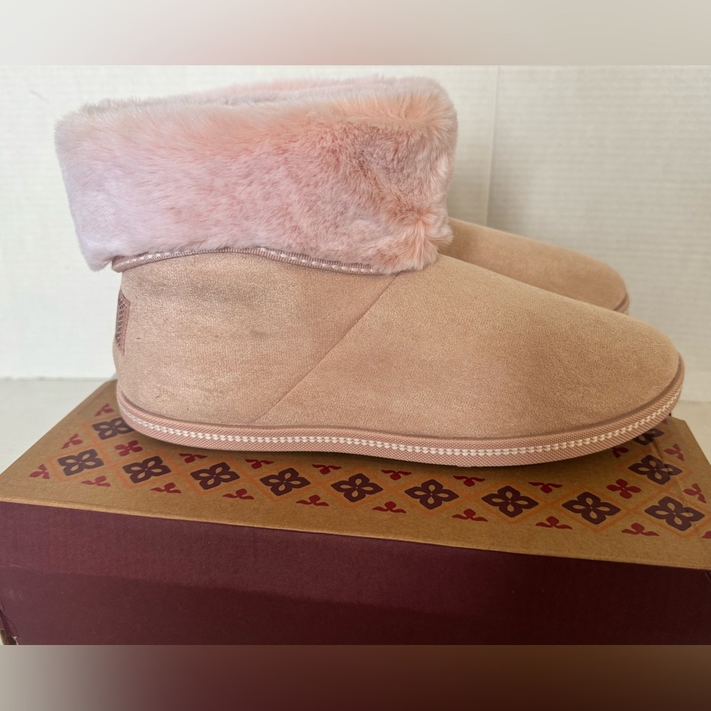 NEW Skechers Cozy Campfire Meant To Be Slippers Boots Women's 9.5M Pink Blush